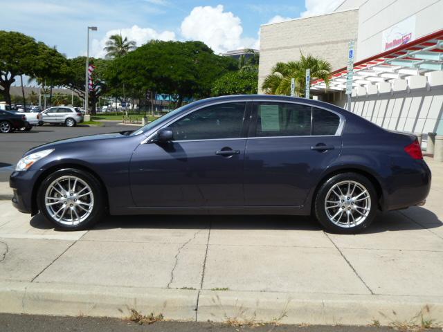 Infiniti G35 2007 photo 2