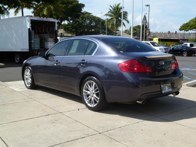 Infiniti G35 2007 photo 3