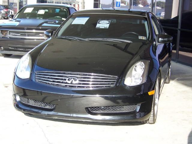 Infiniti G35 LX 5-spd Coupe