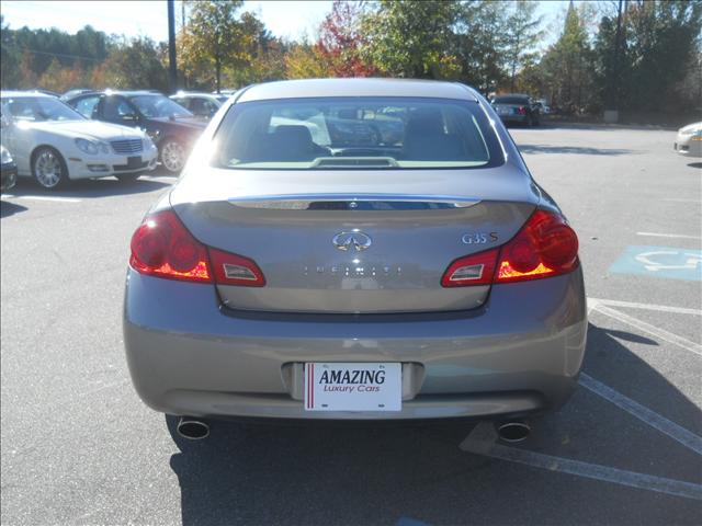 Infiniti G35 2007 photo 3