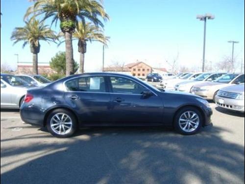 Infiniti G35 2007 photo 4