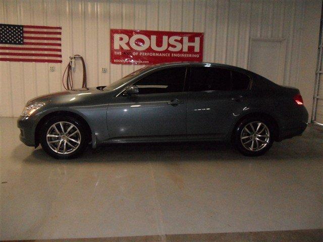 Infiniti G35 2007 photo 4