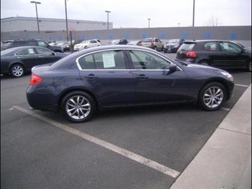 Infiniti G35 2007 photo 3