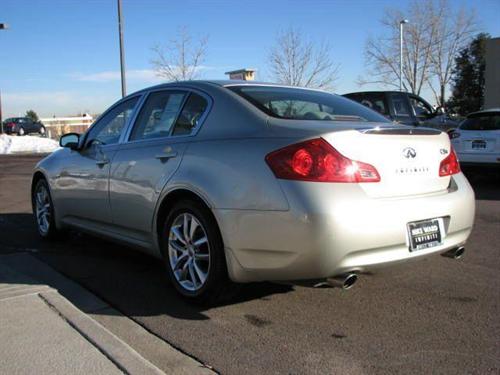 Infiniti G35 2007 photo 3