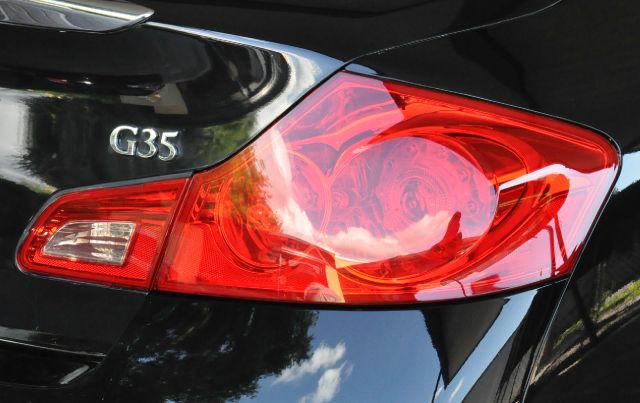 Infiniti G35 2007 photo 17