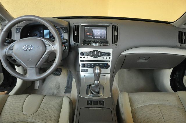 Infiniti G35 2007 photo 4
