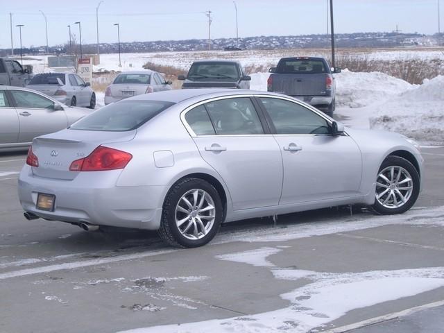 Infiniti G35 2007 photo 1