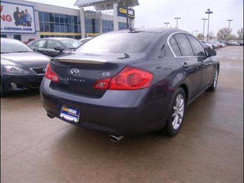 Infiniti G35 2007 photo 4