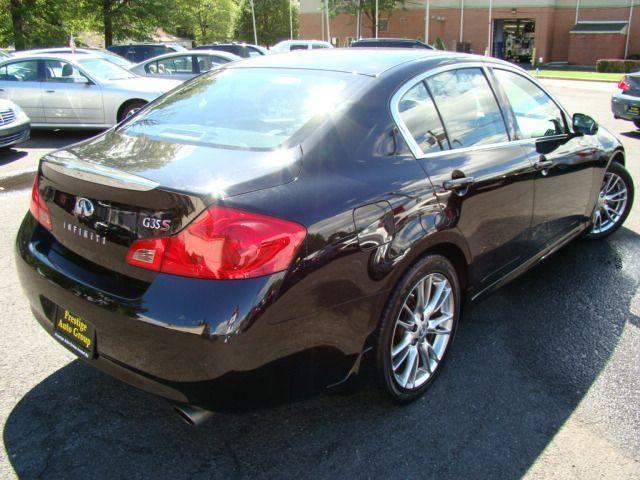Infiniti G35 2007 photo 1