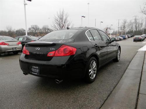 Infiniti G35 2007 photo 2