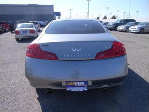 Infiniti G35 2007 photo 2