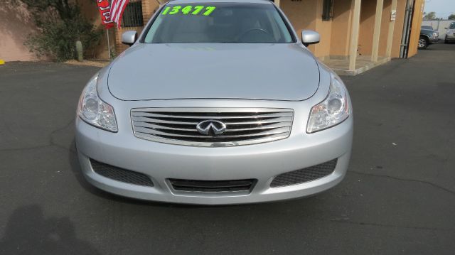 Infiniti G35 2007 photo 3