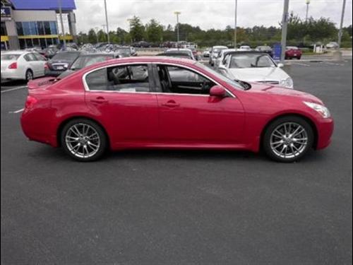 Infiniti G35 2007 photo 2