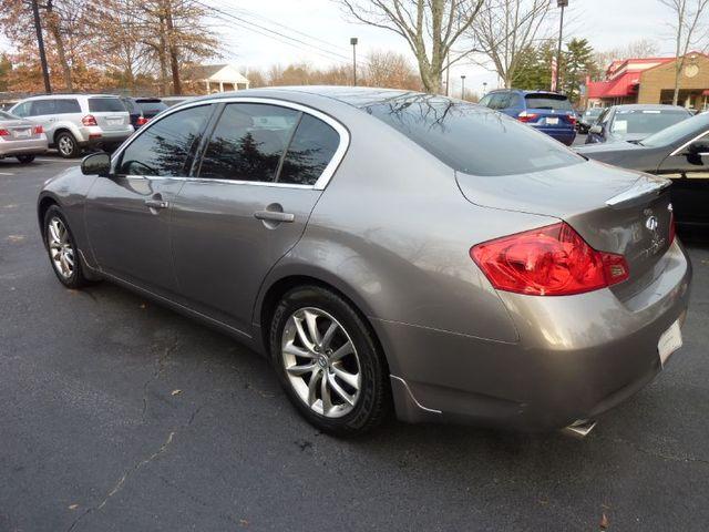 Infiniti G35 2007 photo 2