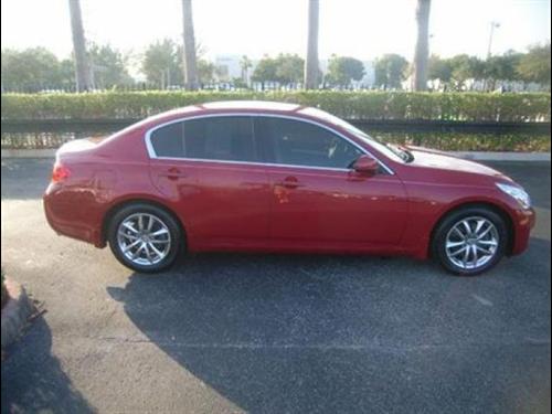 Infiniti G35 2007 photo 3