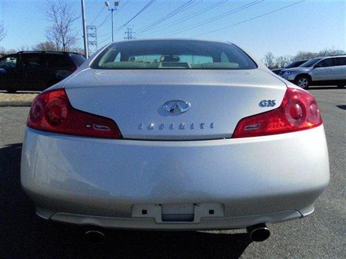 Infiniti G35 2007 photo 3