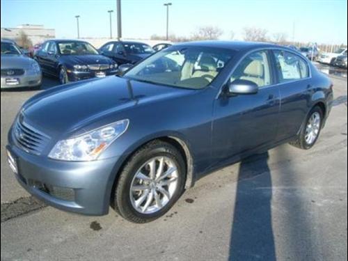 Infiniti G35 2007 photo 2