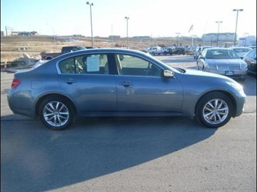 Infiniti G35 2007 photo 3