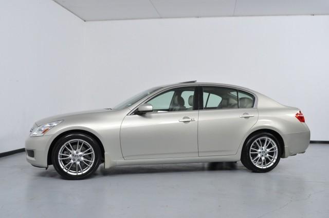 Infiniti G35 2007 photo 1