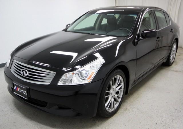 Infiniti G35 2007 photo 4