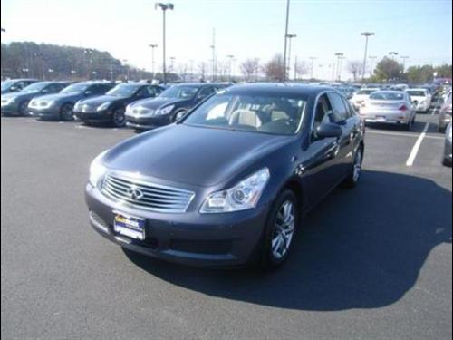 Infiniti G35 2007 photo 2