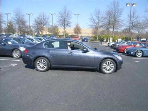 Infiniti G35 2007 photo 3