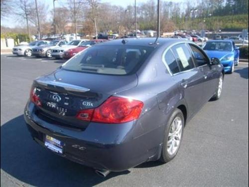 Infiniti G35 2007 photo 4