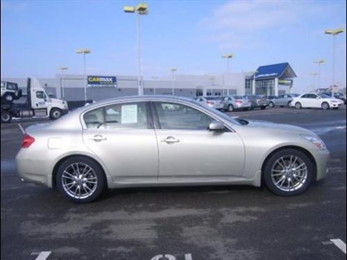 Infiniti G35 2007 photo 3