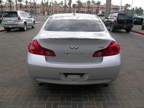 Infiniti G35 2007 photo 2