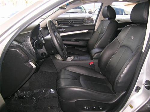 Infiniti G35 2007 photo 4