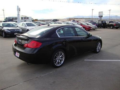 Infiniti G35 2007 photo 3