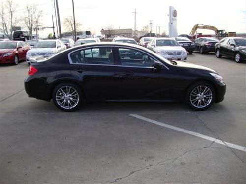 Infiniti G35 2007 photo 4