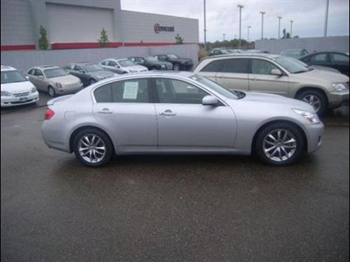 Infiniti G35 2007 photo 2