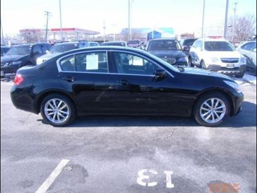 Infiniti G35 2007 photo 3