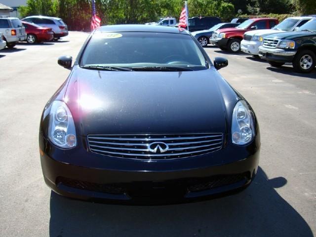 Infiniti G35 2007 photo 2