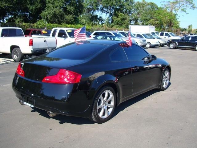 Infiniti G35 2007 photo 5