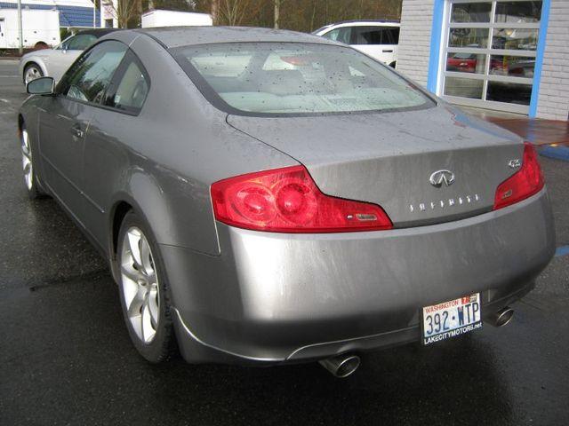 Infiniti G35 2007 photo 2