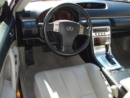Infiniti G35 2007 photo 2