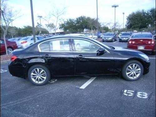 Infiniti G35 2007 photo 3