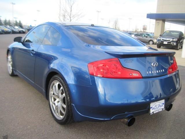 Infiniti G35 2007 photo 4
