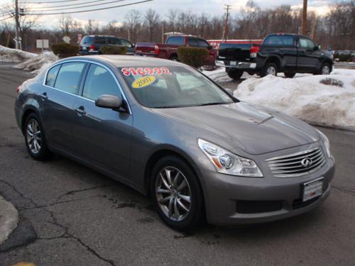 Infiniti G35 2007 photo 2