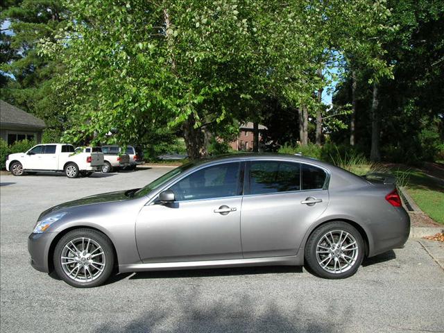 Infiniti G35 2007 photo 4