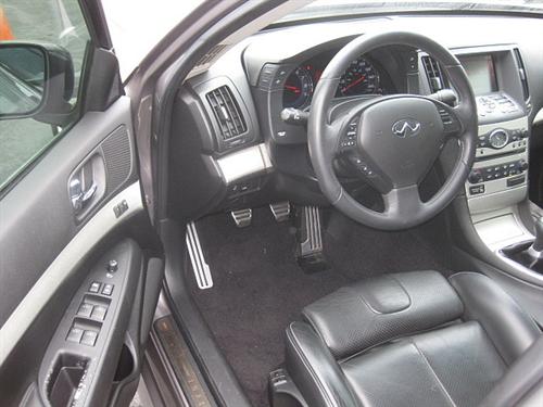 Infiniti G35 2007 photo 2