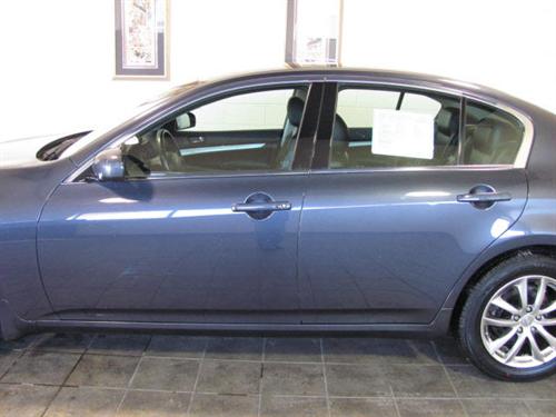 Infiniti G35 2007 photo 2