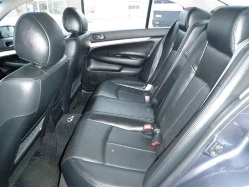 Infiniti G35 2007 photo 3