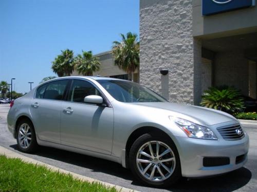 Infiniti G35 2007 photo 3