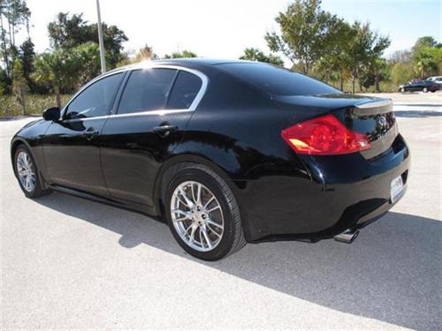Infiniti G35 2007 photo 4