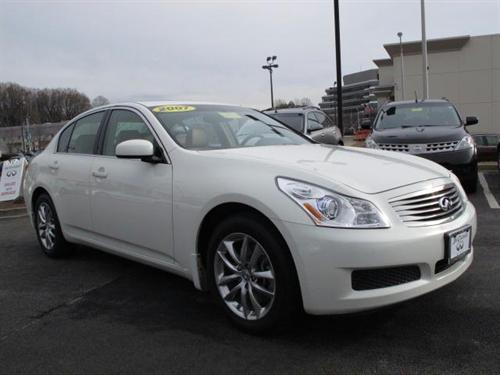 Infiniti G35 2007 photo 2