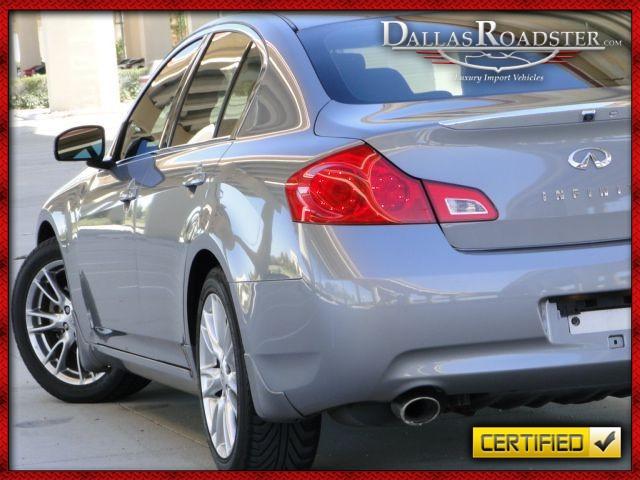 Infiniti G35 2007 photo 2