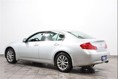 Infiniti G35 2007 photo 4